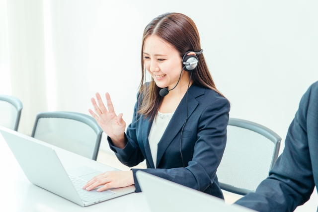 コールセンターの女性